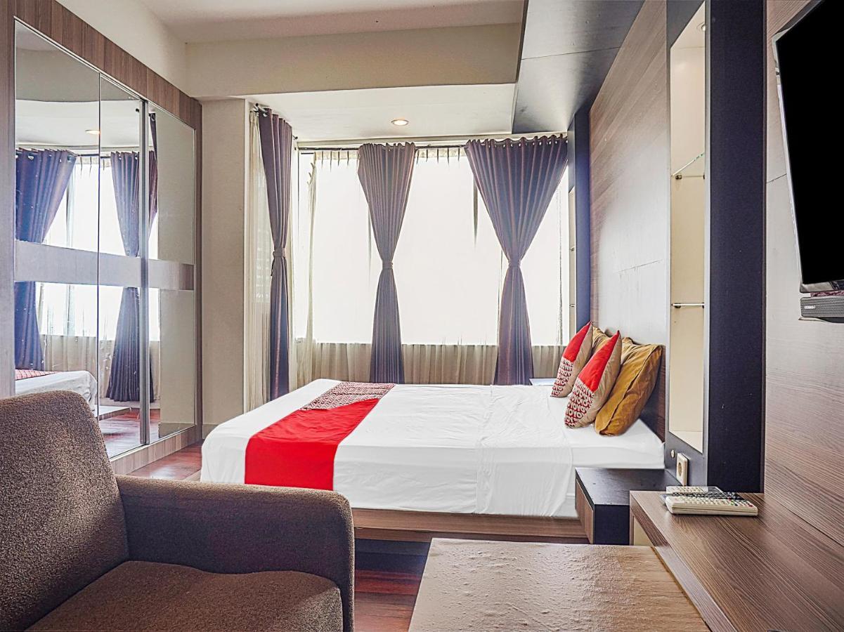 Hotel Oyo 90776 Fortune 88 Grand Kamala Lagoon Bekasi